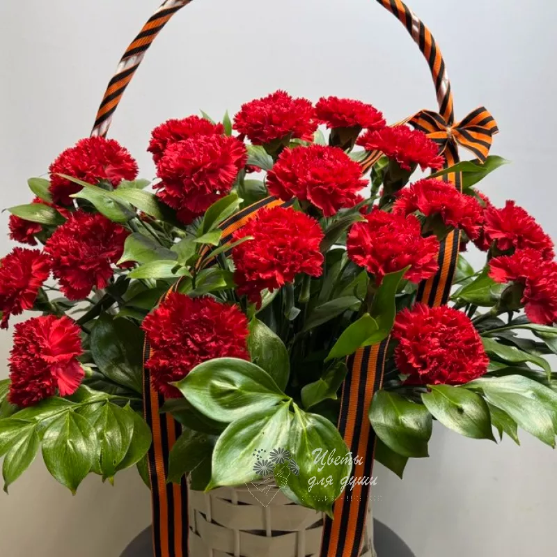 Корзина с гвоздиами 1