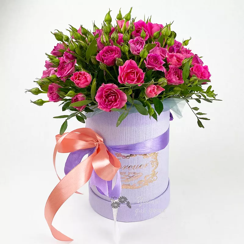 Цветы в коробке «Розовый вальс»
