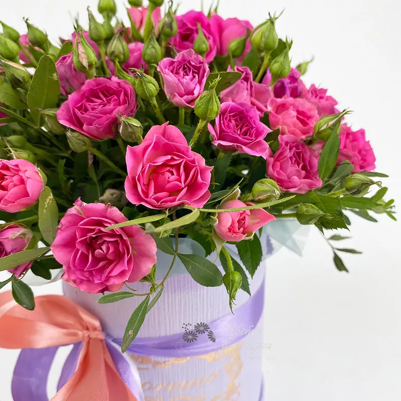 Цветы в коробке «Розовый вальс» 1