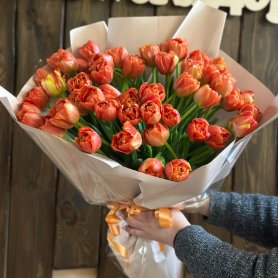 45 пионовидных тюльпанов  от интернет-магазина «Цветы для души» в Новосибирске