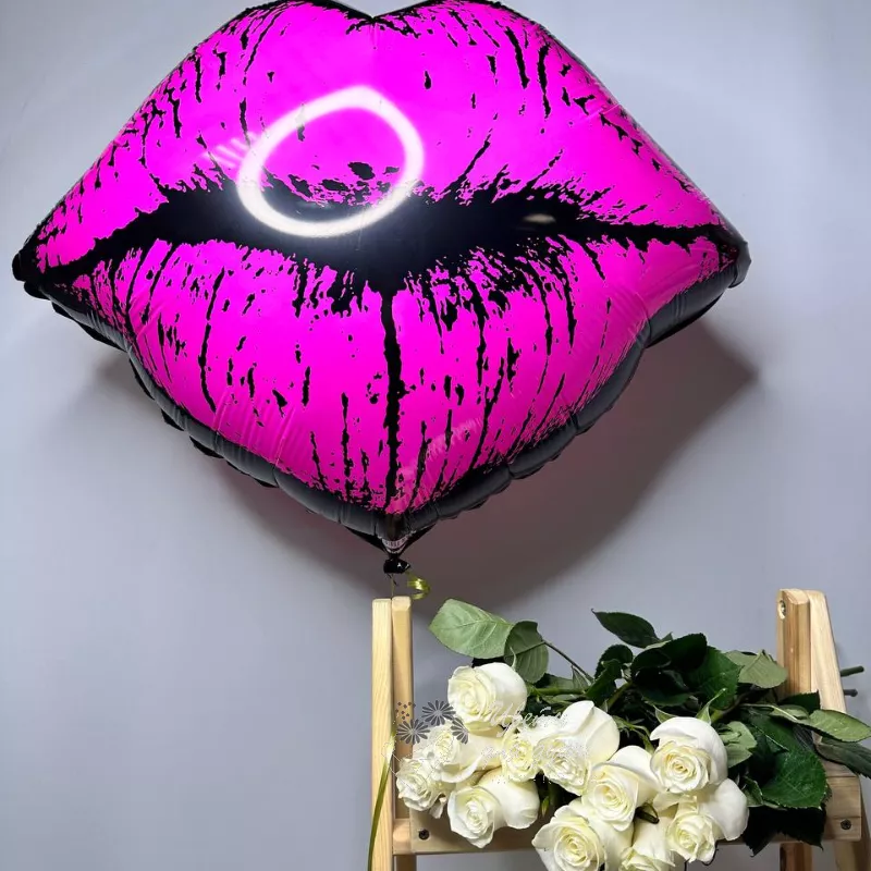Комбо - предложение «Воздушный поцелуй» 11 роз