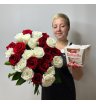 Комбо 25 роз «Комплимент Рофаэлло»